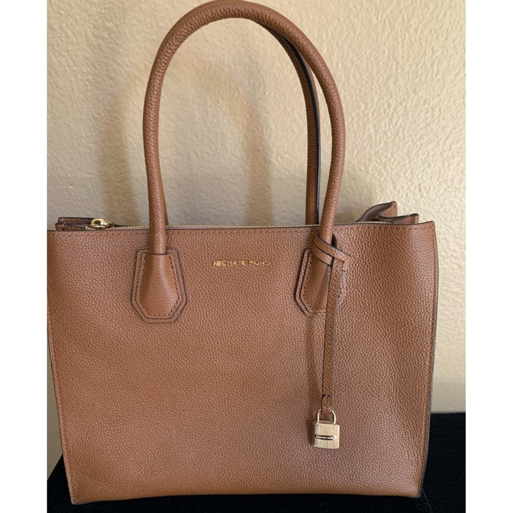 Michael‎ Kors Large Pebbled Leather Satchel Excellent condition